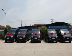 車(chē)輛2 車(chē)輛2